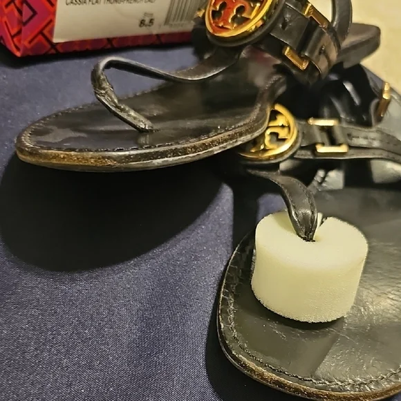 Tory Burch Black Sandals with Gold Emblem - Picture 5 of 8